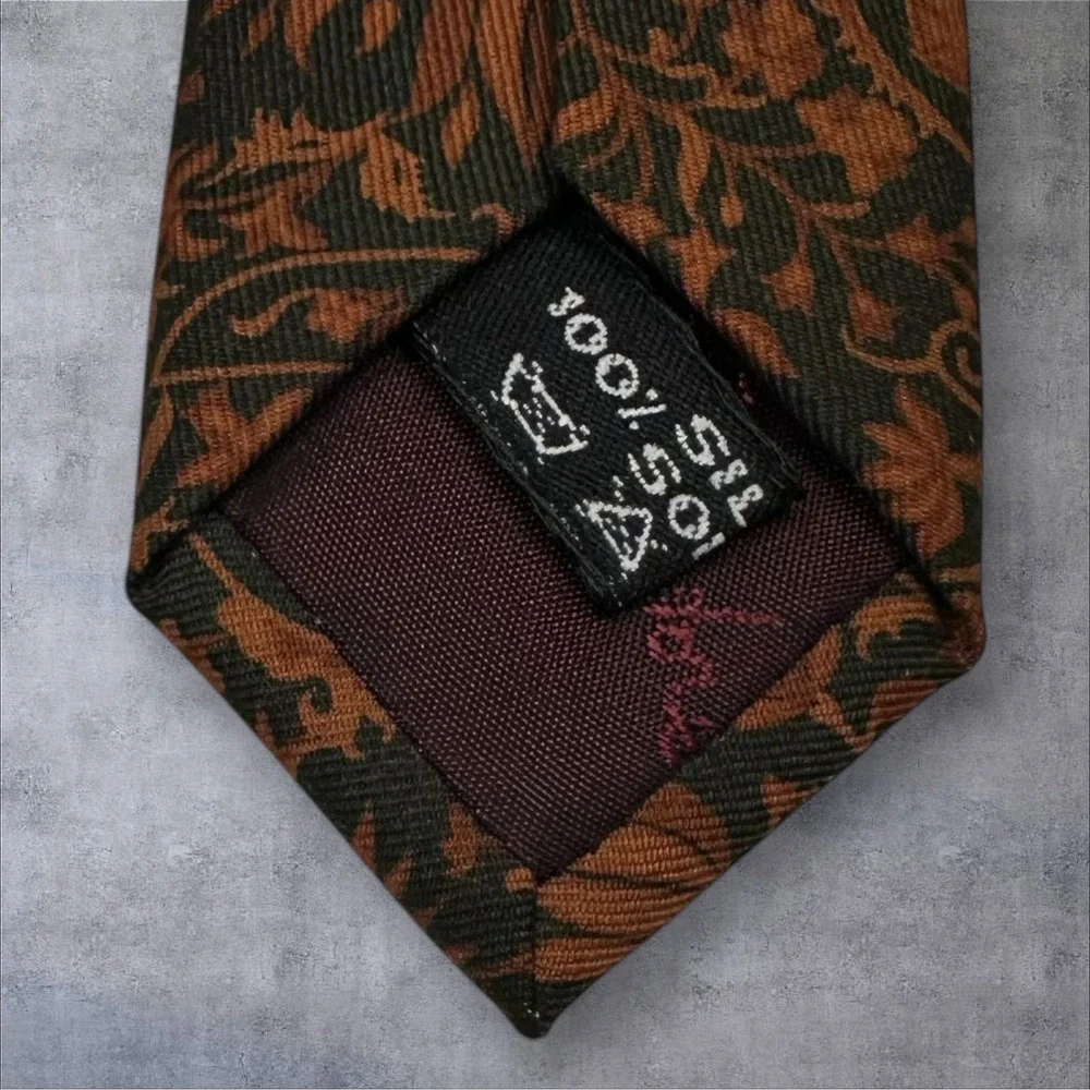Salvatore Ferragamo Silk Necktie‎ Italy Brown Black Floral Wide 3.75
